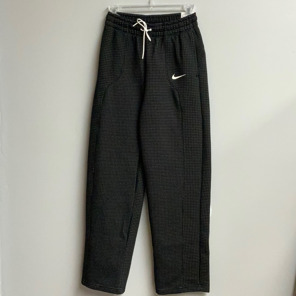 NWT RARE Womens Nike Tech Pack Pants.  Black and white size Small